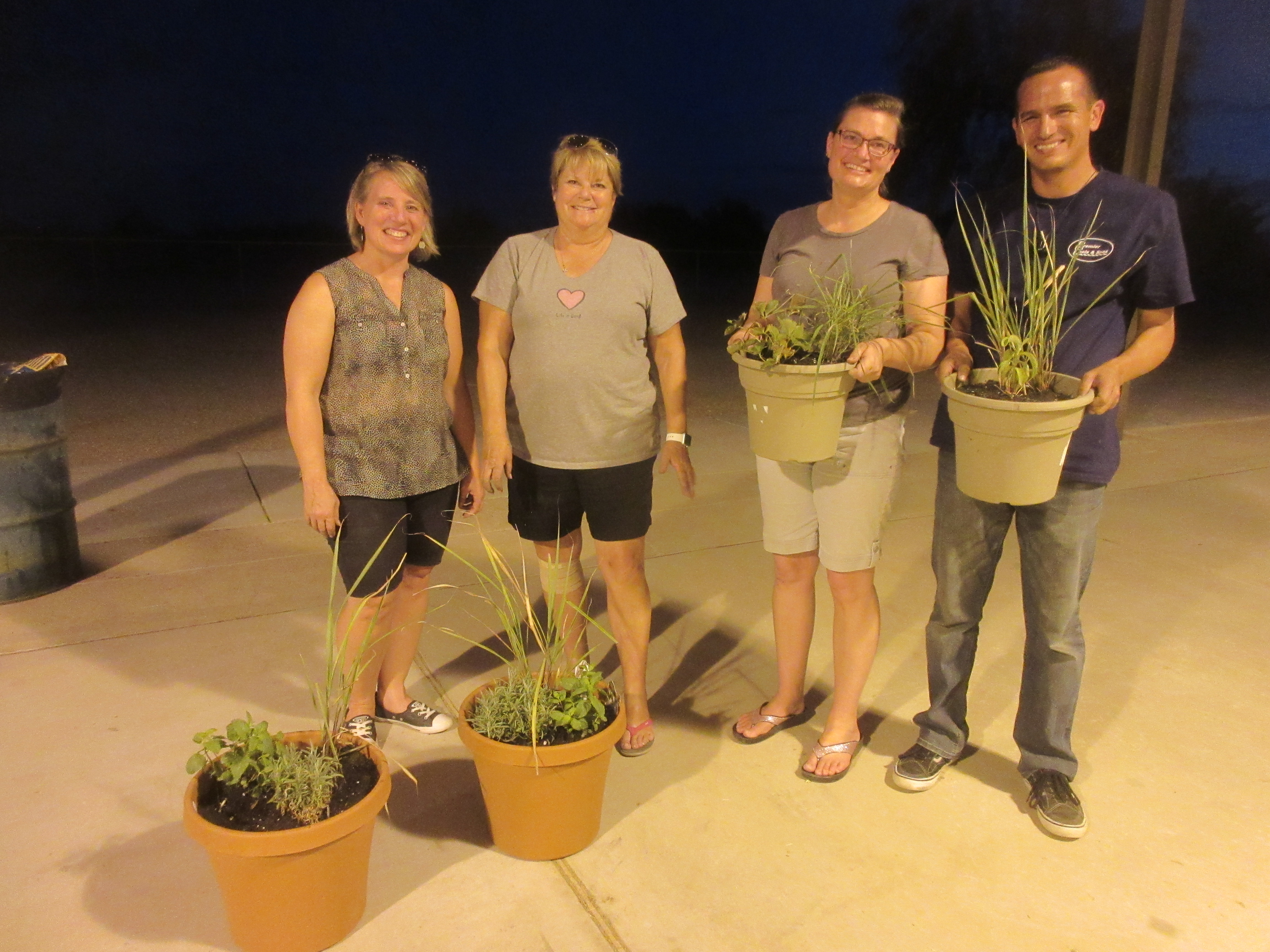 happy plants and people